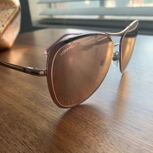 CHANEL 18-karat rose gold pilot sunglasses
